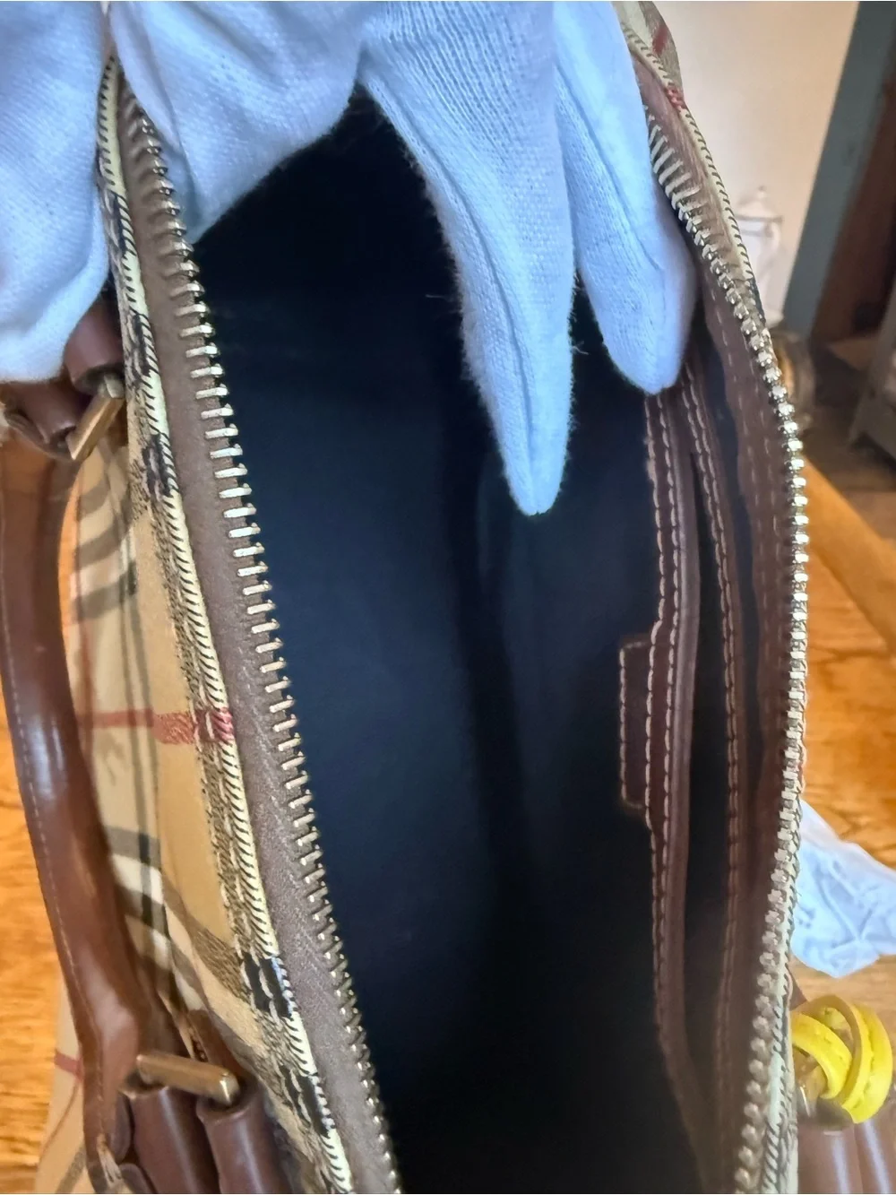 Burberry Classic Haymarket Check Pattern Brown Handle Woman’s Bag